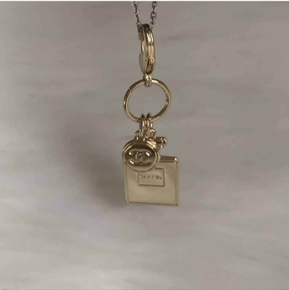 Chanel Gold Keychain Accessory - Picture 7 of 10